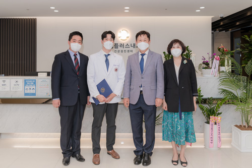 SeoulTech signs medical service MOU with Gongneung-dong local hospitals  썸내일 이미지